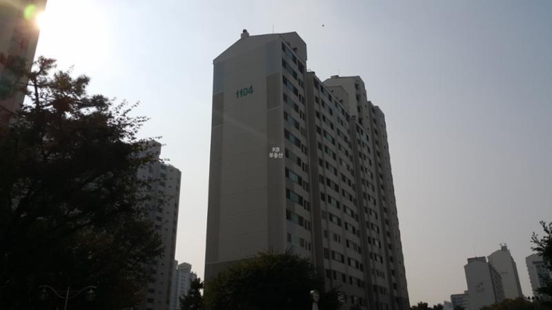 총 1,398세대, 19개 동으로 이루어진 대단지에요