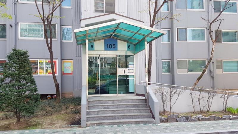 105동 공동현관이에요