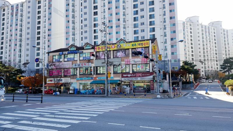 단지 내 상가에요