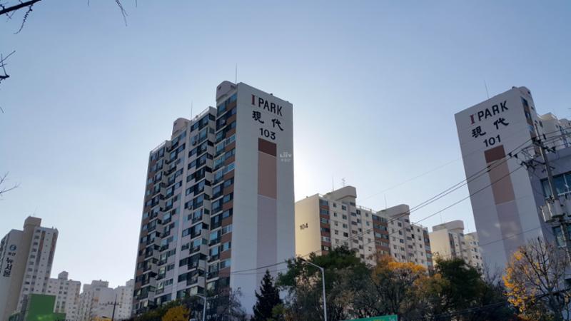 현대아파트 인근에는 인천1호선 경인교대입구역이 인접해 있어 대중교통 이용시 빠르고 편리하게 이용이 가능해요