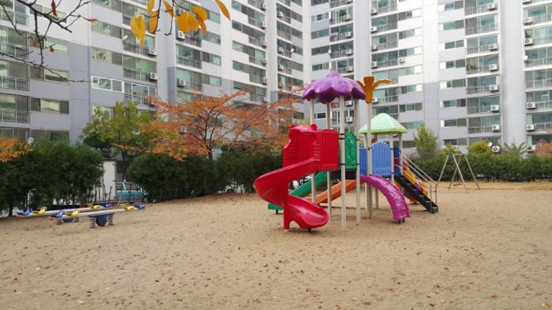 단지 내 놀이터에요
