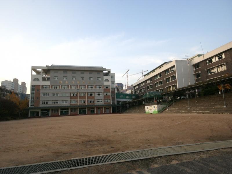 만수여중교