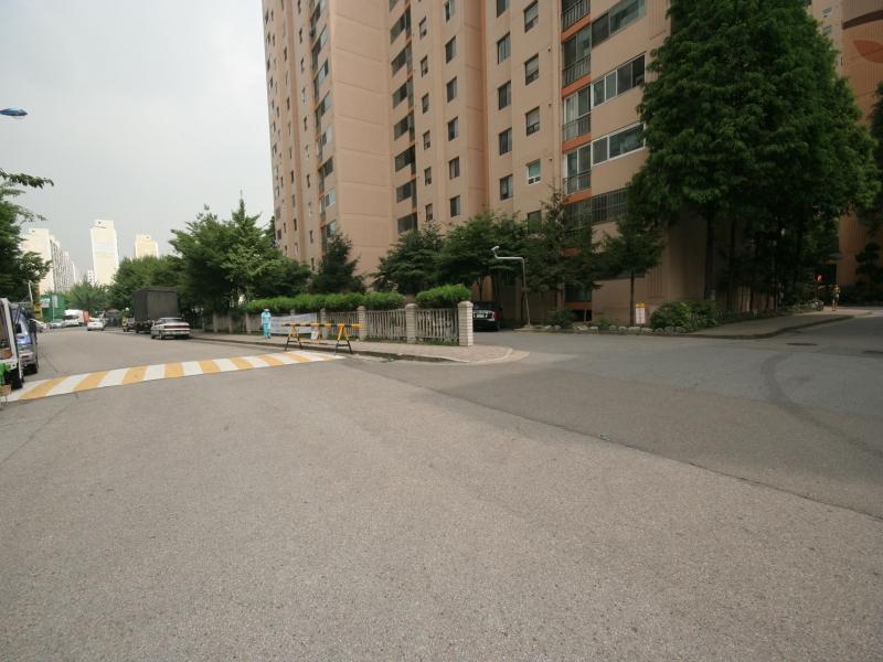 후문앞도로