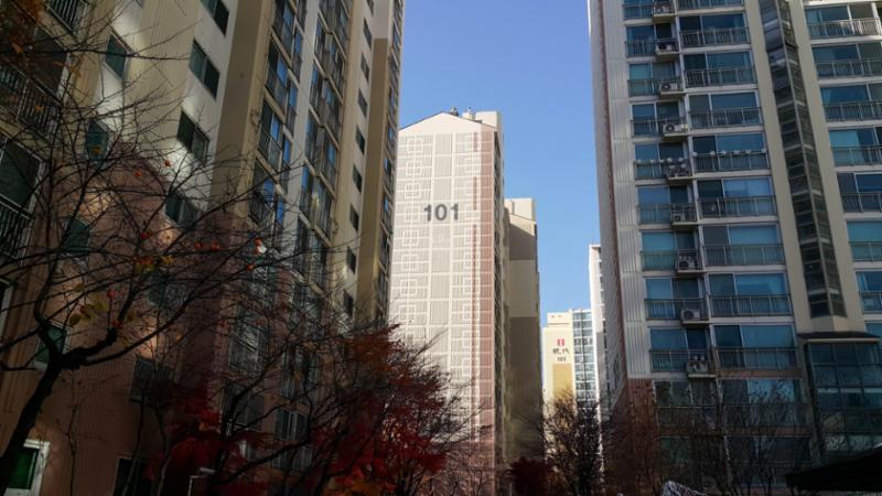삼산주공미래타운1단지는 총 608세대 총7개동 최고20층로 이루어져 있으며 2008년 입주를 시작했습니다