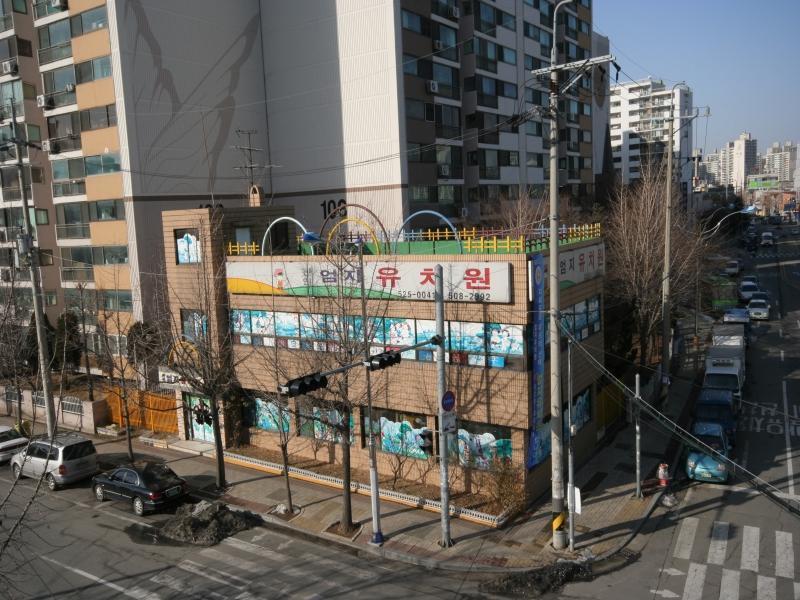 엄지유치원