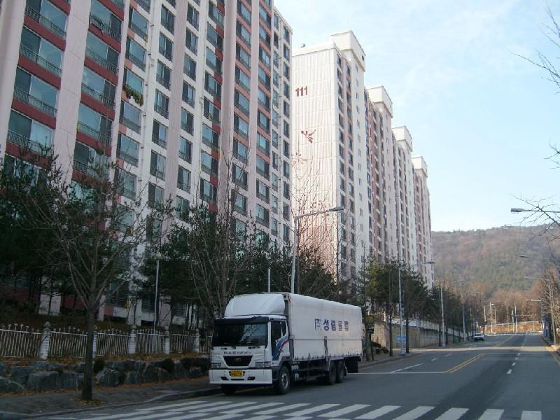 S7303570