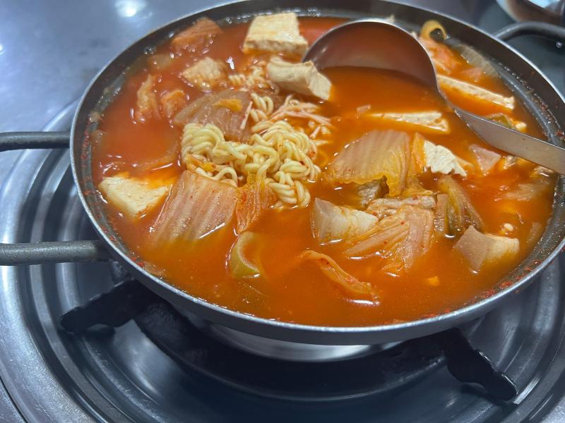 맛있는 김치찌개집 발견 | KB부동산