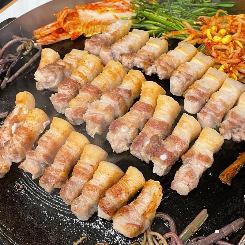통삼겹에 김치 구워먹기!! | KB부동산
