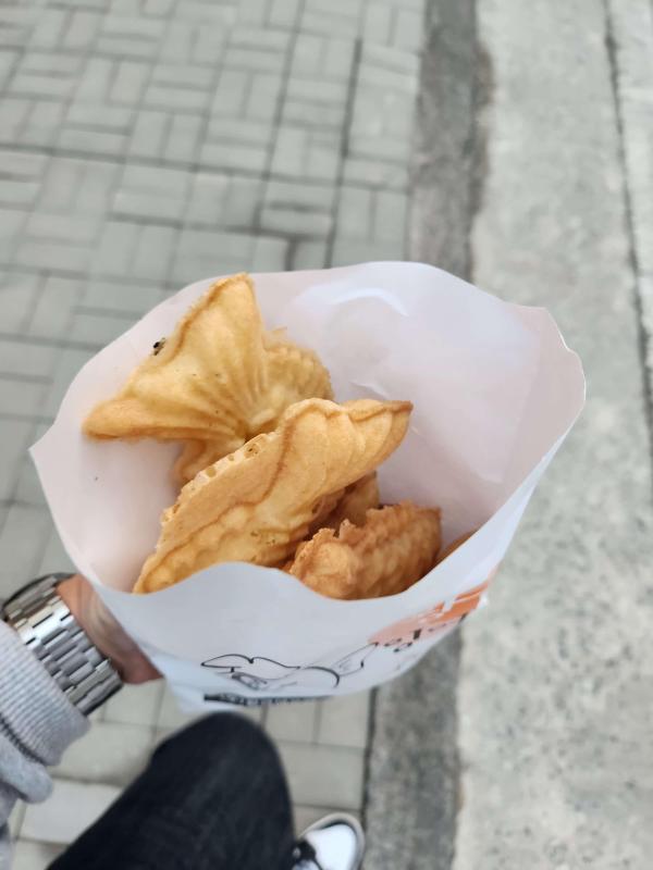 아침 후식은 항상 황금 잉어빵 | KB부동산